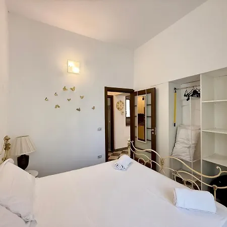 Hébergement de vacances La Rosa Bianca Della Vucciria *