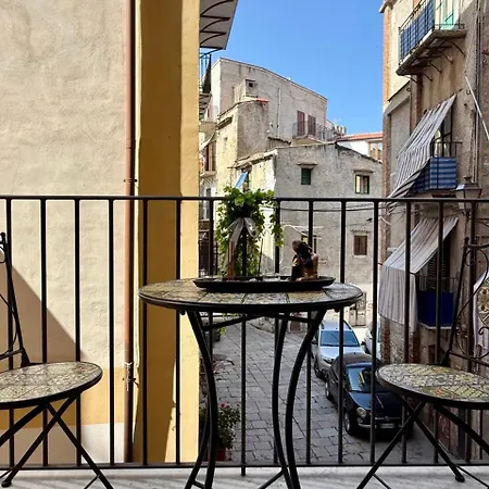 Σπίτι διακοπών La Rosa Bianca Della Vucciria