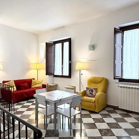 La Rosa Bianca Della Vucciria Hébergement de vacances *